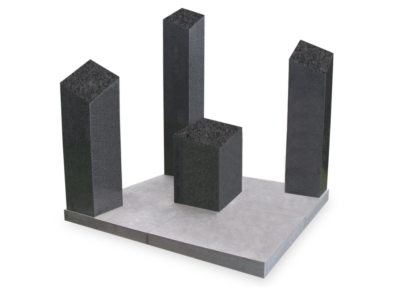 GwS016 - Gros monument avec piliers de granit noir poli au trois coins et au centre - Monument sur mesures - Monuments Roger Fontaine